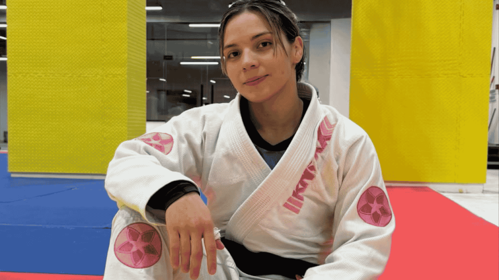 Knoxx Kusari Elite women's BJJ gi in white and fuchsia pink